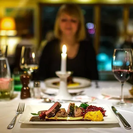 Maison d'hôtes Restaurant Auerhahn 3*