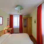 Vendégház Restaurant Auerhahn Salzburg