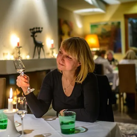 Restaurant Auerhahn Salisburgo