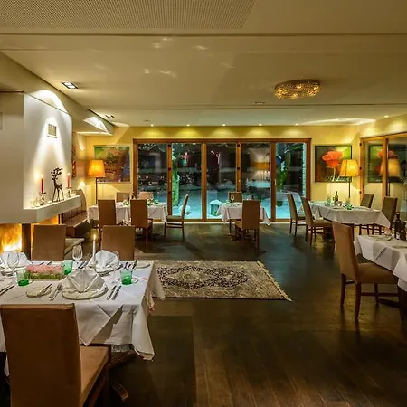 Restaurant Auerhahn Gasthuis 3*