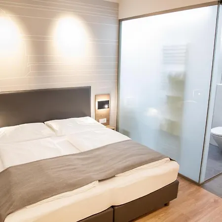 Konukevi Restaurant Auerhahn