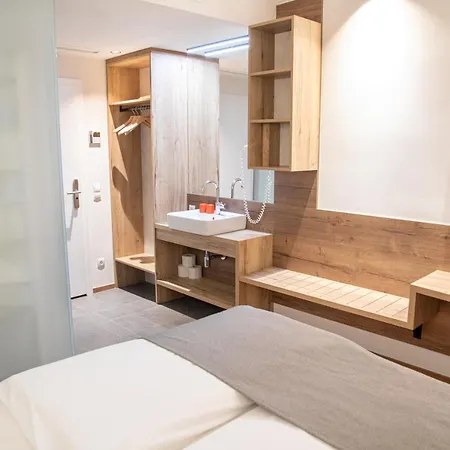 Restaurant Auerhahn Pensionat 3*