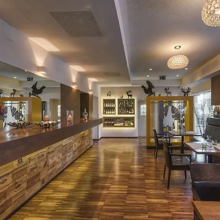 Restaurant Auerhahn 3*