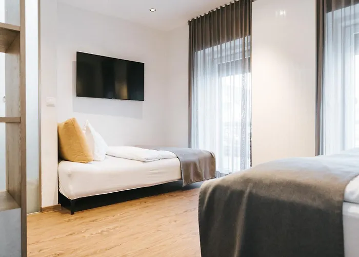 Restaurant Auerhahn Affittacamere 3*