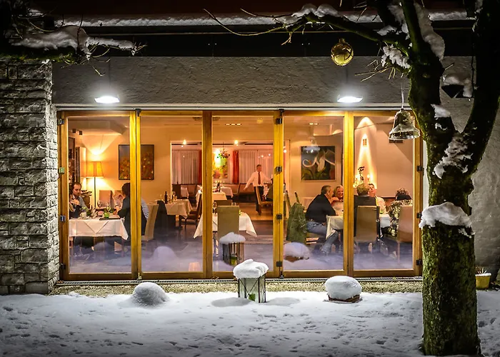 Restaurant Auerhahn 잘츠부르크