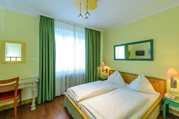 Restaurant Auerhahn بيت ضيافة سالزبورغ