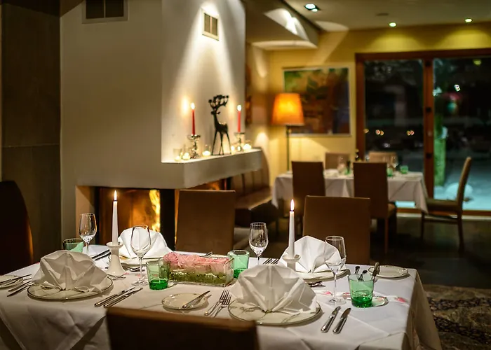 Restaurant Auerhahn ゲストハウス 3*